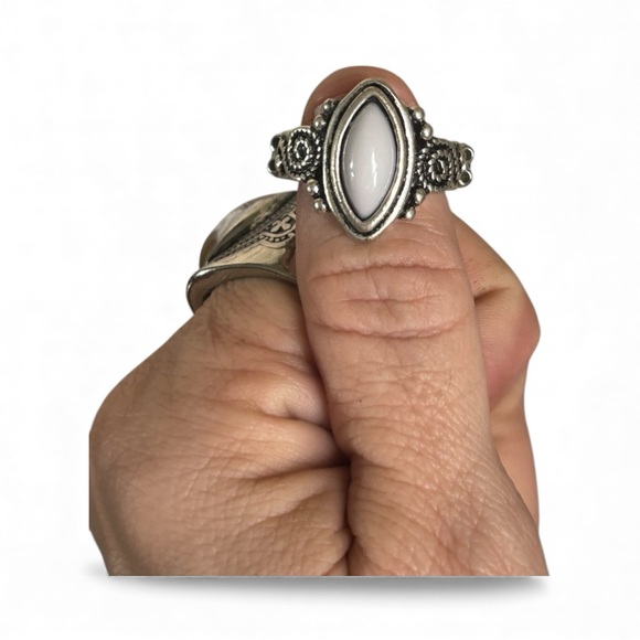 Paparazzi Pink, Purple and Red Ring Lot of 14 - Picture 4 of 16